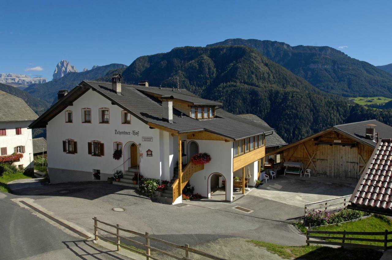 Zehentnerhof Farm stay Laion